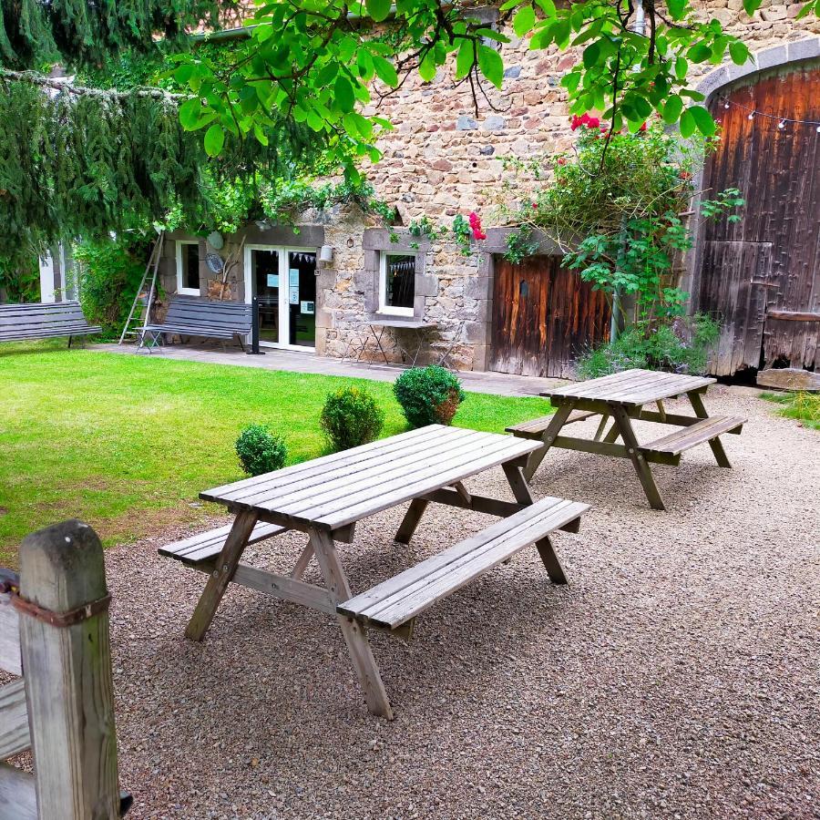 Suites De Campagne Les Eydieux, Petits Dejeuners Inclus Saint-Angel  Exterior photo