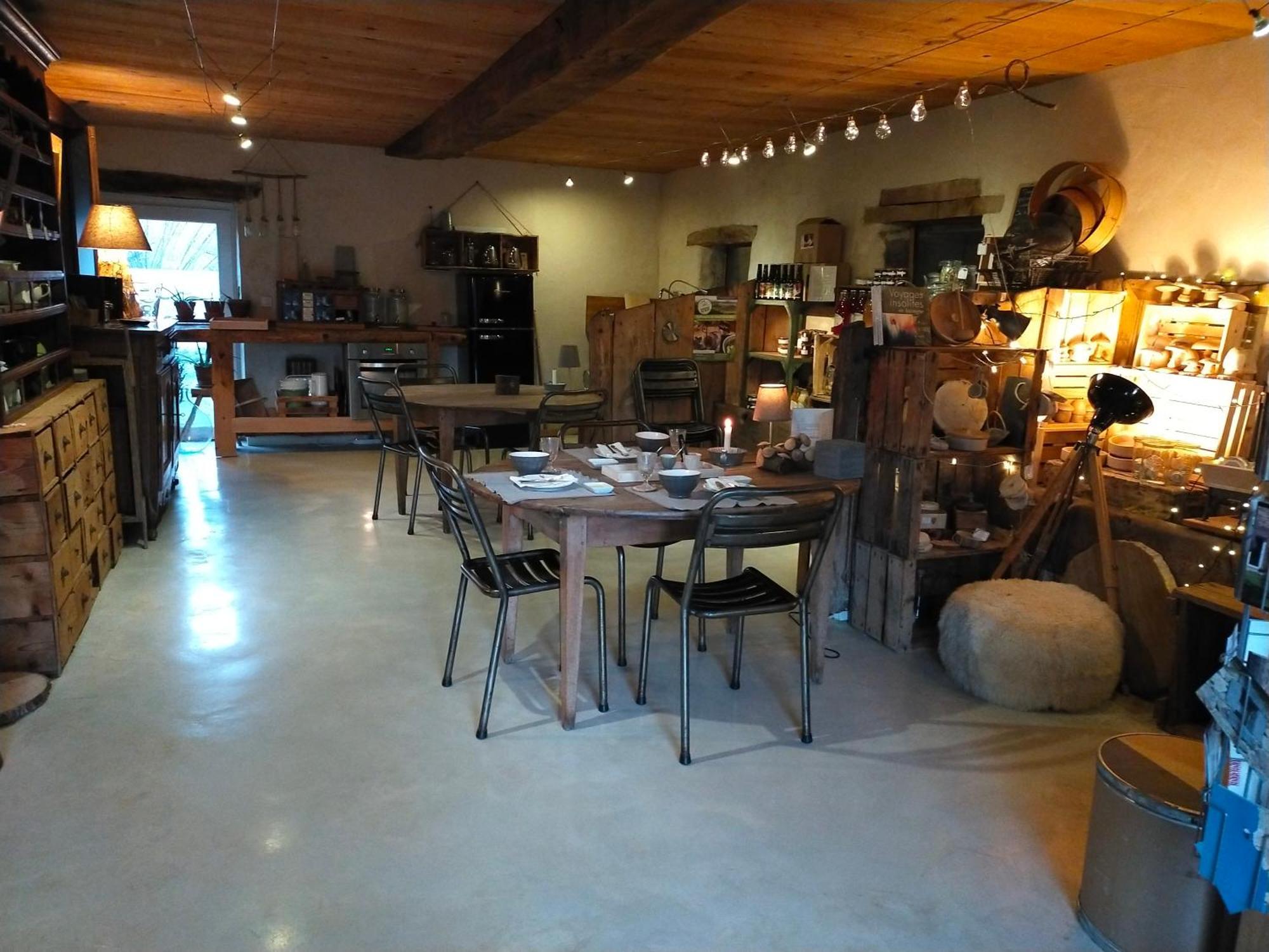Suites De Campagne Les Eydieux, Petits Dejeuners Inclus Saint-Angel  Exterior photo